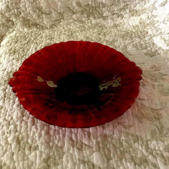 Ruby Red Dish - Picture 1 of 3